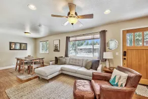 Dancing Bear Cabin - Pet Friendly Sleeps 4 Totally cute - Image 4