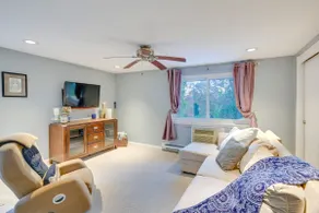 Cozy Dix Hills Apt w/ Deck ~ 7 Mi to Beach! - Image 5