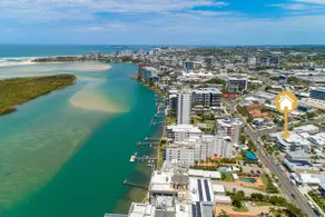 City oasis - 3 BR apt. on Maroochy river, pool, AC - Image 3