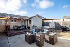 Charming Garden Cottage- steps to historic Old Town Half Moon Bay - Image 3