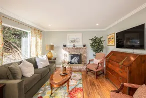 Charming Garden Cottage- steps to historic Old Town Half Moon Bay - Image 5