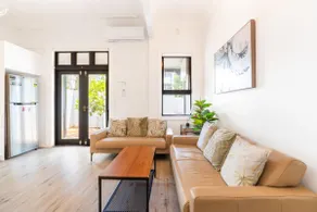 Crows Nest LemonTree 3 Bedroom Home Nr Metro FreeP - Image 2