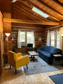 Northwind Cottage #3, Cozy cabin in the woods, 1 block from the Bay. - Image 5