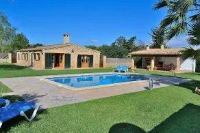 Can Roig Gran 041 herrliche Finca mit privatem Pool, großem Grillplatz und W-Lan - Image 4