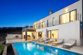 Villa Aristea with sea view, jacuzzi and infinity pool - Image 2
