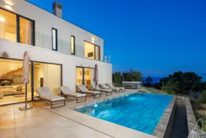 Villa Aristea with sea view, jacuzzi and infinity pool - Image 4