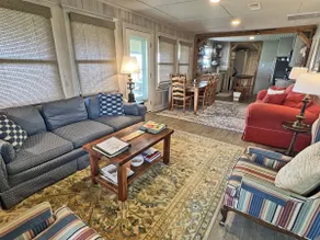 Humble Heaven - Beachfront - Island Realty - Image 4