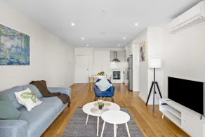 Ambrosia - East End Hillside Haven - Image 4