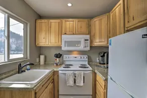 Lake Loon 'Hillside' Cottage w/ Private Deck! - Image 2