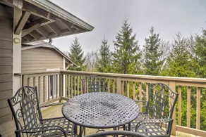 Wintergreen Resort Retreat w/ Skiing Access! - Image 3