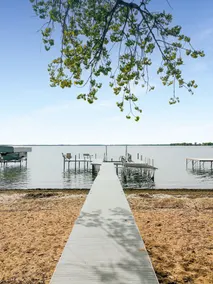 Sandy Feet Retreat Lakefront on Big Spirit Lake - Image 3