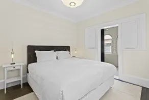 Comfy 2-Bed Apartment with A/C throughout - Image 4