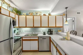 Romar place 802 - Image 5