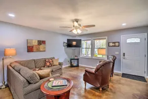 Newly Built Cotter Home, Great Fishing Nearby - Image 2