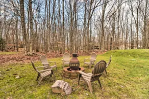 Near Big Boulder Mtn: Cabin w/ Furnished Deck - Image 4