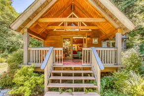 Guinevere's Cottage-Perfect Getaway-Close to Town - Image 5