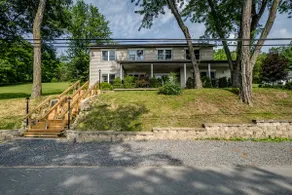 Happy Daze: lake home on Keuka Lake, EV charger - Image 5