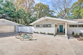 Serene Home w/ Fire Pit, Deck & Easy Access to ATL - Image 3