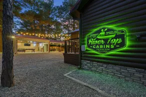 Hideaway-riverfront with pool, game room, hot tu - Image 2