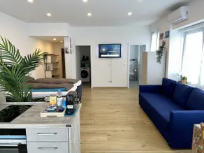 Apartment with 2 bathrooms / Smart TV - Image 2