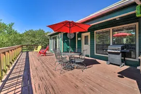 Bay Access & Dock: Riverfront Tivoli Escape - Image 1