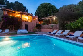 Villa in San Rafael Ibiza Sleeps 12 - Image 4