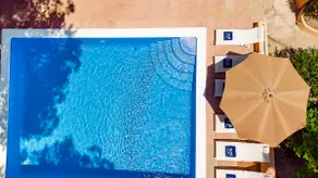 Villa in San Rafael Ibiza Sleeps 12 - Image 2