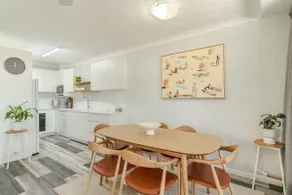 LA Ronde 2 - Beachfront Apartment Opposite Pippi Beach - Holiday Yamba - Image 4