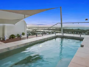 Noosa Crest Penthouse 34 - Private Rooftop Pool - Image 2