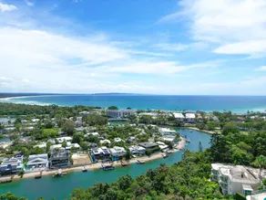 Noosa Crest Penthouse 34 - Private Rooftop Pool - Image 3
