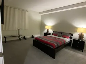 Glendale Americana 2 Bedroom 2 Bathroom Condo - Image 4