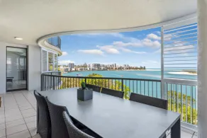 Large Ocean View 4BR Unit - Wheelchair Accessible - Image 3