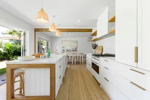 Coast House Mollymook - Image 2