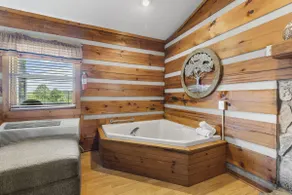 2BR Cabin with Jacuzzi and Mountain Views -Cabin 5 - Image 3