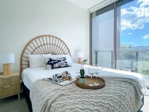 Brand New Riverside Designer 2BD apartment at West End - Image 4