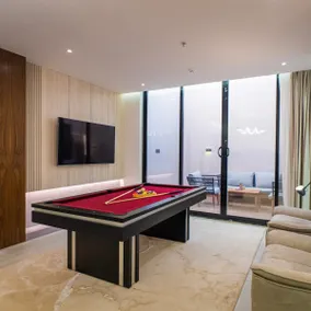 Executive Secluded 2-Bedroom Apartment in Alnada - Image 2