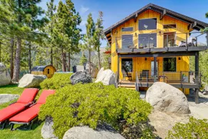 4 Mi to Slopes! Hot Tub Haven w/ Lake Tahoe Views - Image 2