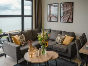 House in Arnhem with Rhine Views - Image 2