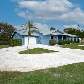 Blue Heaven in the Heart of Stuart Heat salt pool - Image 2