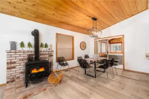 Forest Retreat+Hot Tub| SlyPark, AppleHill & Tahoe - Image 5