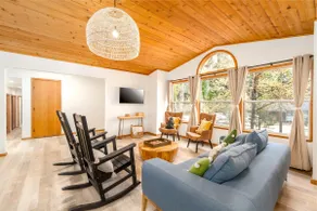 Forest Retreat+Hot Tub| SlyPark, AppleHill & Tahoe - Image 3