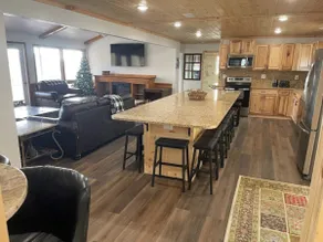 Overlook Lodge - Image 3