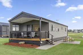 Three Bedroom Deluxe Villa - Image 5