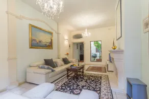 Well Located Townhouse & Courtyard Kalka - Happy Rentals - Image 2