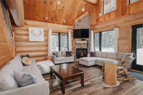 Round wood, spa, lake, volleyball, and more - Image 5