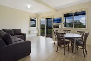 Seaview Beach House 3 - Image 2
