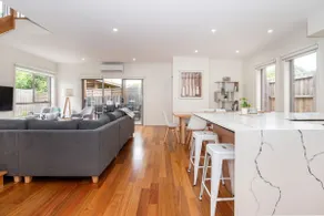 Casa Blue in Dromana - Image 2