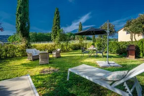 Pietro Farmhouse Apartment in Wine Resort in Lucca - Image 5
