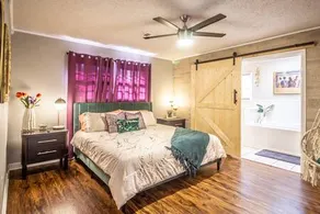 The Betty: Hot Tub | Sleeps 10 | Fire Pit - Image 5
