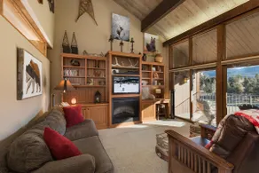 Silver Pines | AC, Pool, Hot Tub, Golf & Ski - Image 2